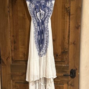 Strapless gauze dress.